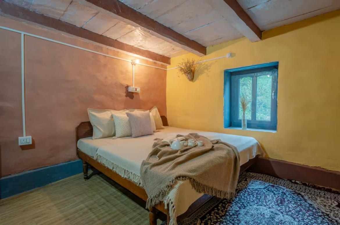 Mountain Eyrie Hotel Banjar ภายนอก รูปภาพ