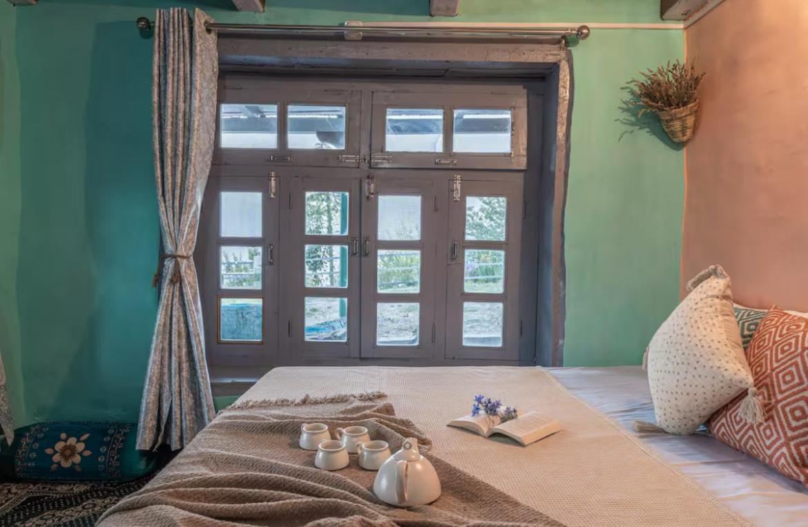 Mountain Eyrie Hotel Banjar ภายนอก รูปภาพ